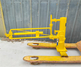 液氨鋼瓶萬(wàn)向充裝臂